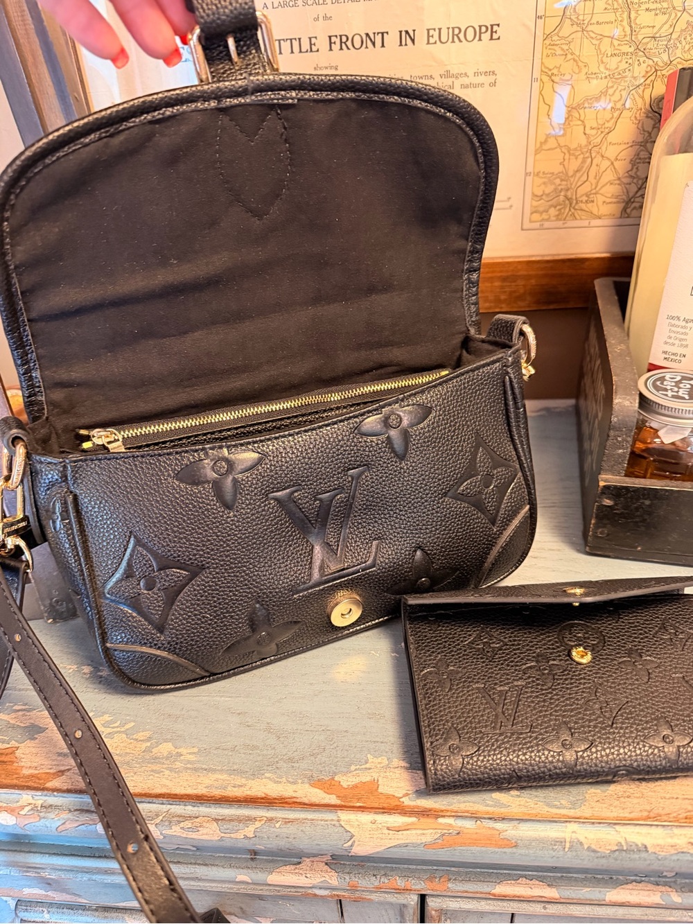 Black Embossed Leather Crossbody Bag with Matching Wallet - Picture 3 of 10